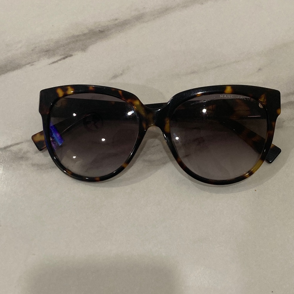 Marc Jacobs Tortoise Sunglasses with Gradient Lenses
